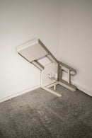 Estudio para una silla en un rincón